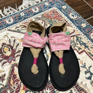 BRAND NEW- Sanok Slingback Shoe. Womens size 6